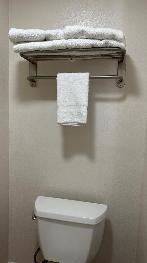 Carom Inn Denham Springs-Batonrouge Eksteriør billede