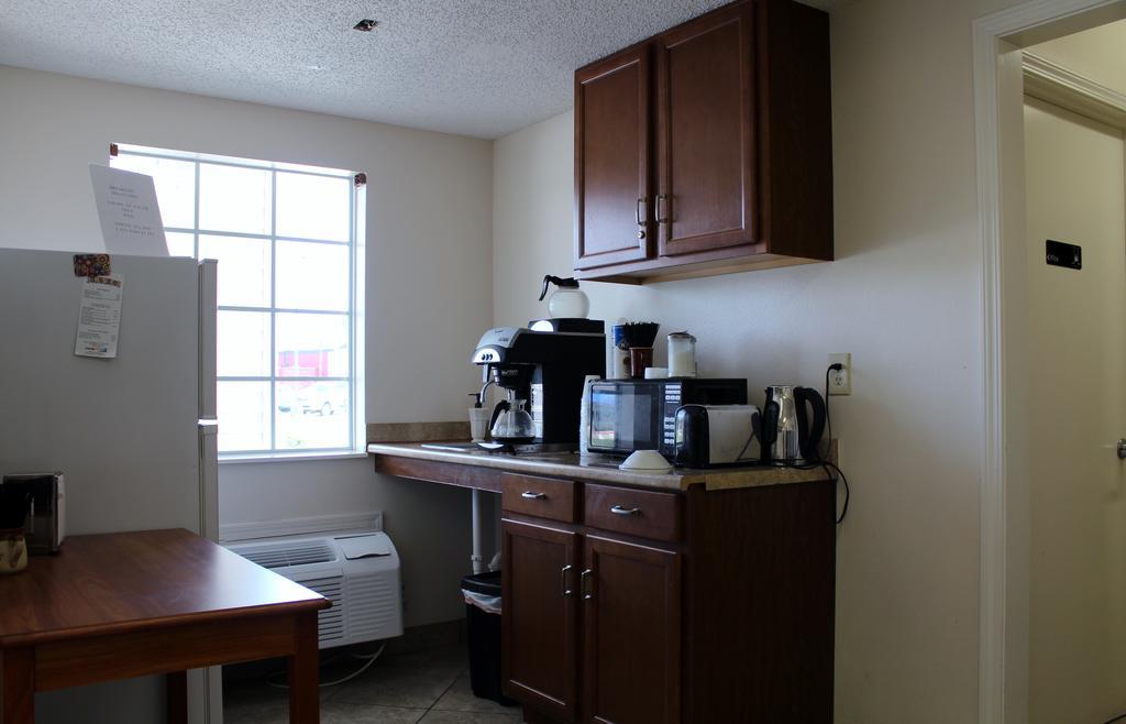 Carom Inn Denham Springs-Batonrouge Eksteriør billede